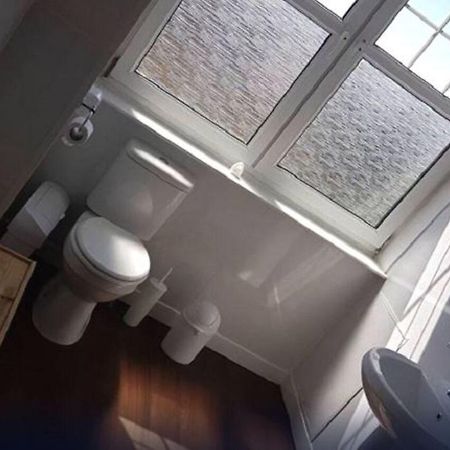 Oyo Gothenburg Hotel 邓弗姆林 外观 照片